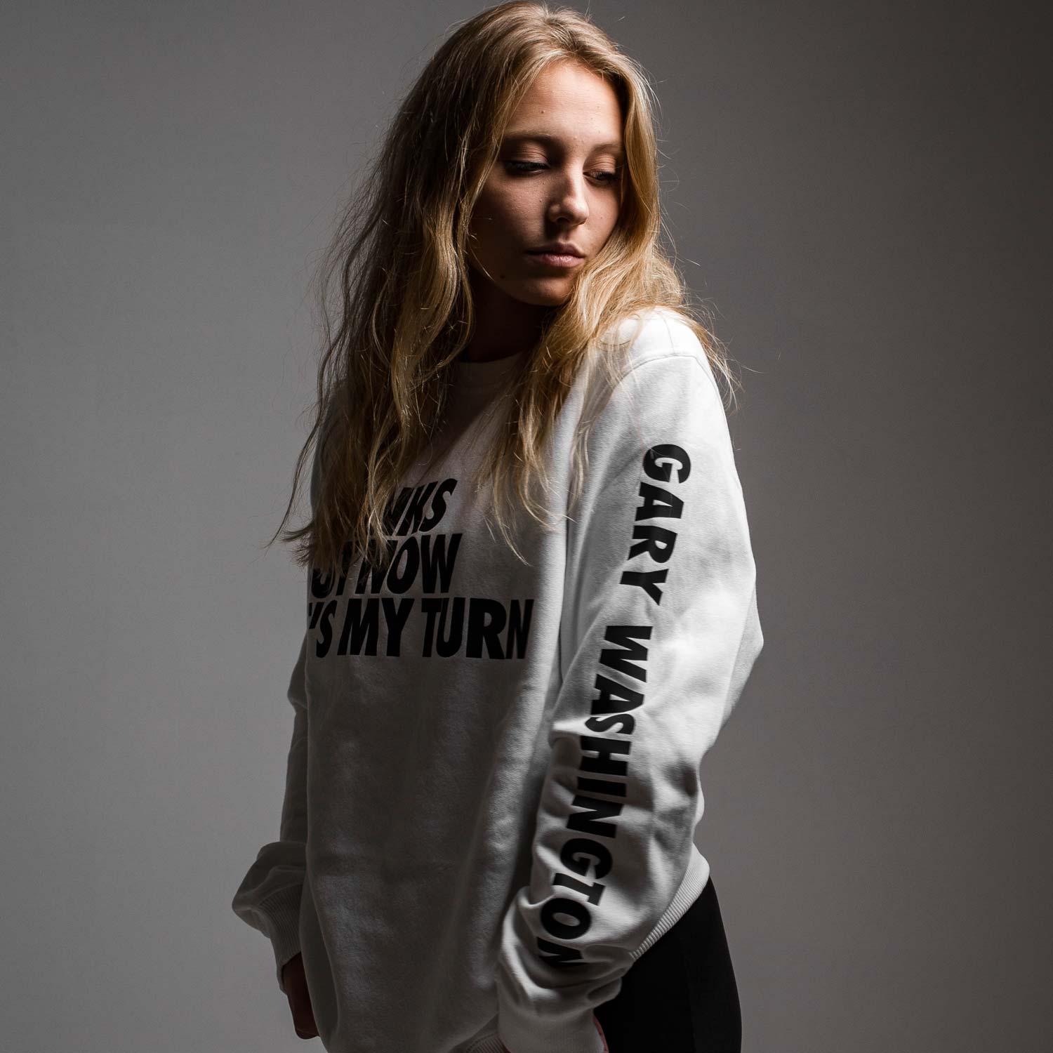 TBNIMT - CREWNECK WHITE TBNIMT - CREWNECK WHITE